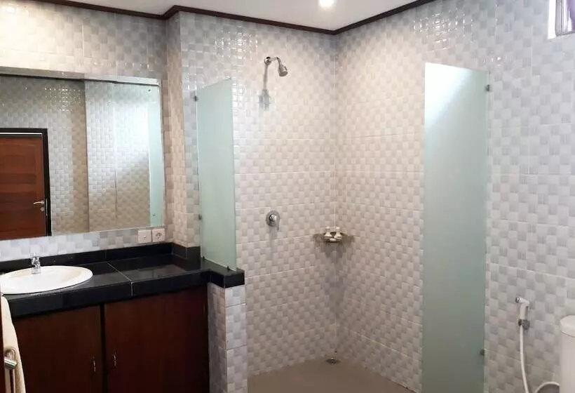 Fotos del hotel Nyoman Sandi Guest House:  24