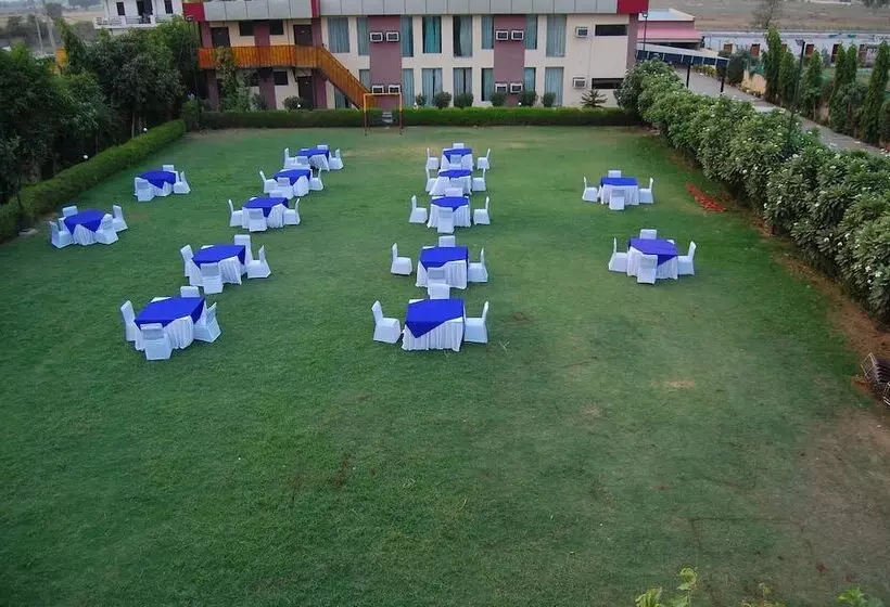 Fotos del hotel Jps Residency & Hospitality Services:  11