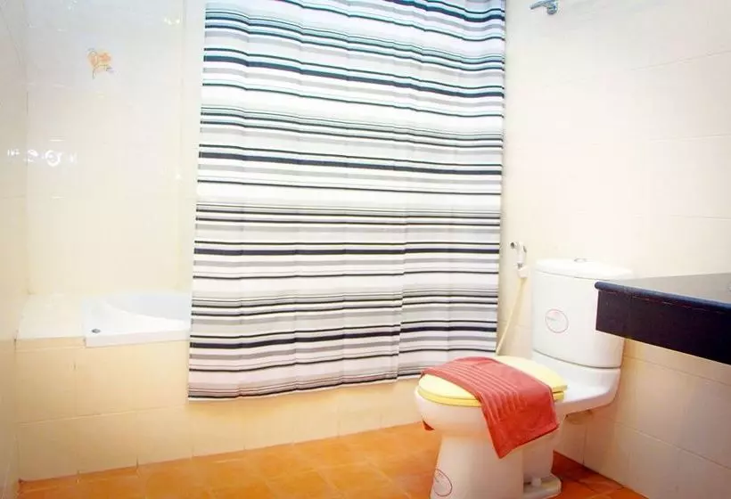 Fotos del hotel Royal Tycoon Place:  8