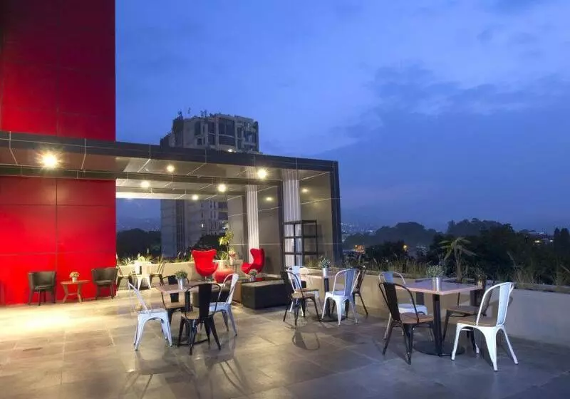 Fotos del hotel Kalya Hotel Bandung:  8