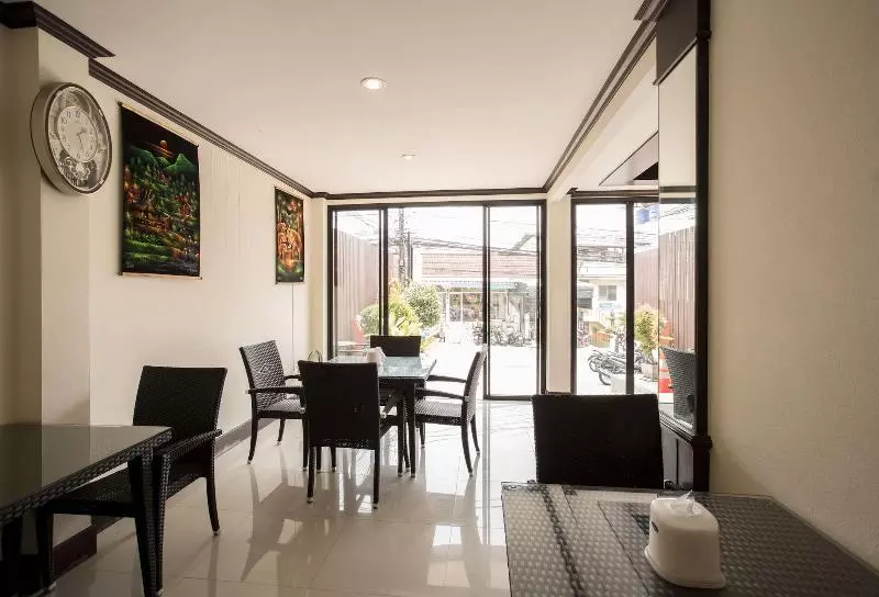 Fotos del hotel Paripas Express Hotel Patong:  15