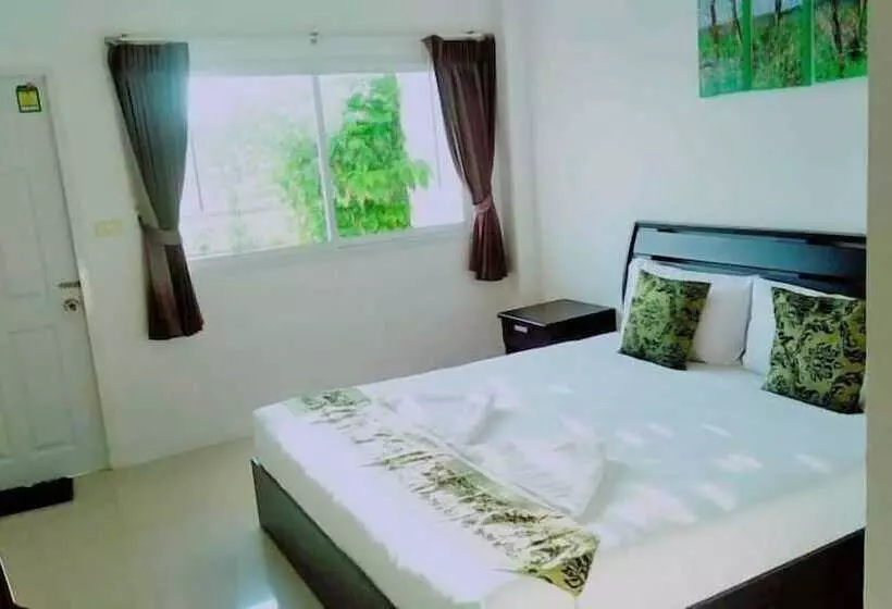 Fotos del hotel Phet Chaam Plaza & Resort:  17