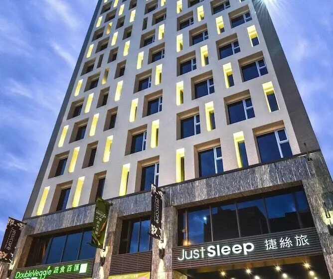 Just Sleep Kaohsiung Station