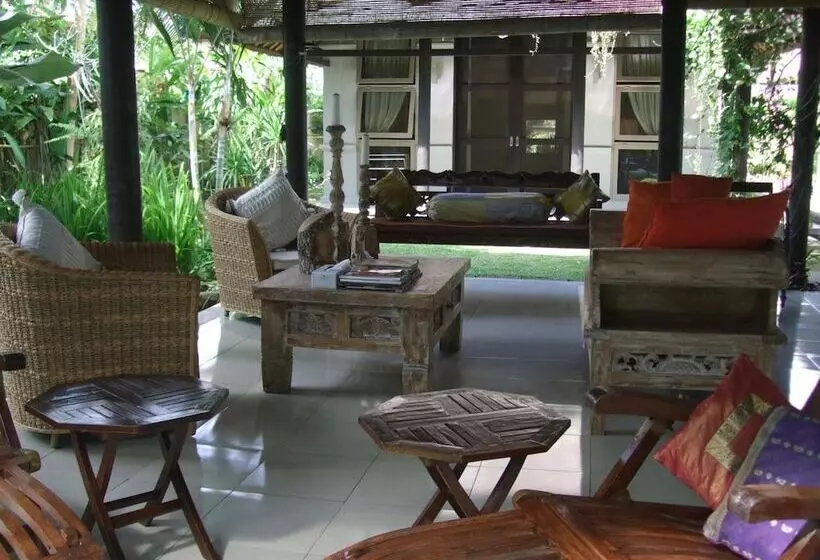 Fotos del hotel Villa Puri Darma Agung:  9