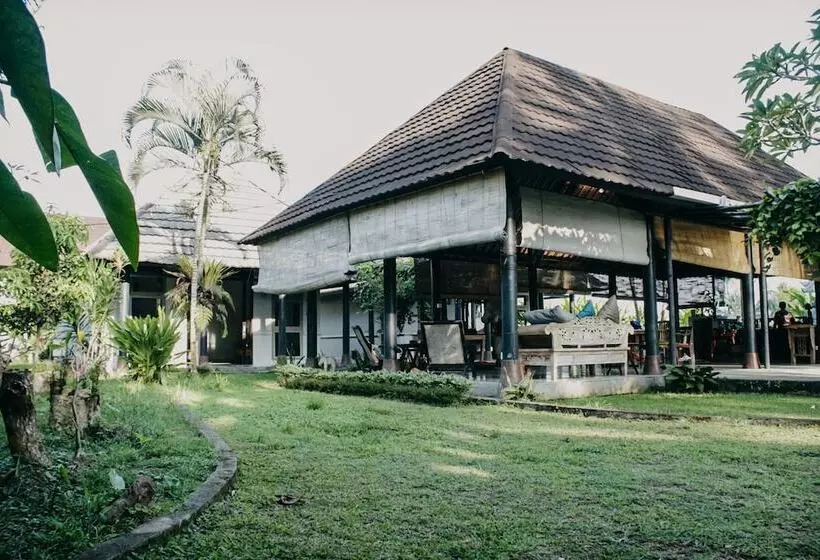 Fotos del hotel Villa Puri Darma Agung:  8