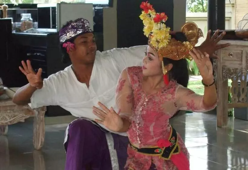 Fotos del hotel Villa Puri Darma Agung:  6