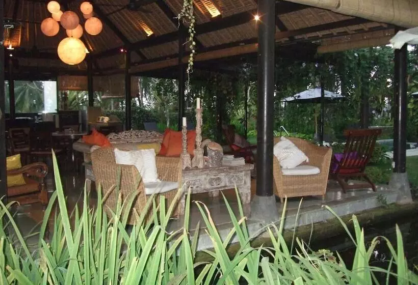 Fotos del hotel Villa Puri Darma Agung:  23