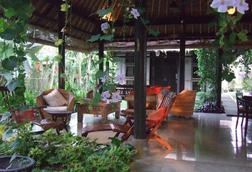 Fotos del hotel Villa Puri Darma Agung:  4