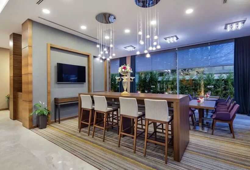 Fotos del hotel Hampton By Hilton Istanbul Atakoy:  12