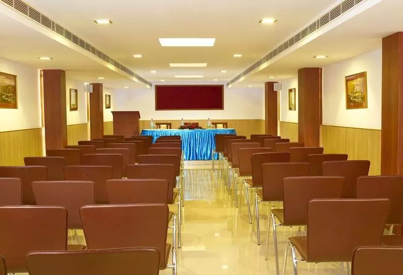 Fotos del hotel Aiswarya:  4