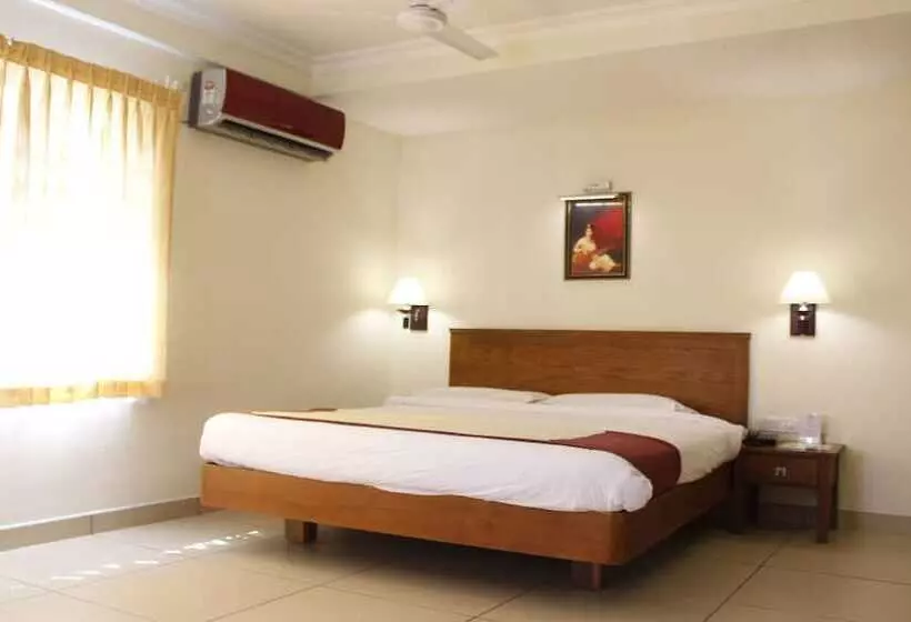 Fotos del hotel Aiswarya:  15