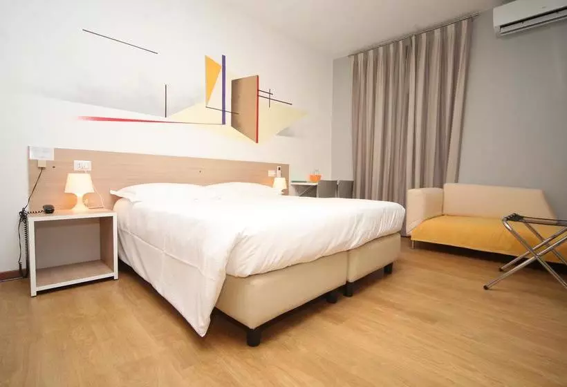 Fotos del hotel Anton&art:  20