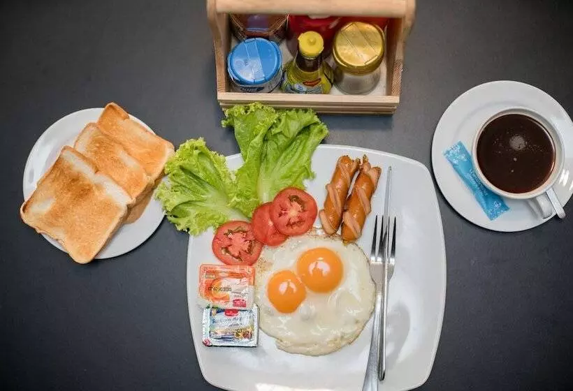 Fotos del hotel Patong Buri Resort:  5