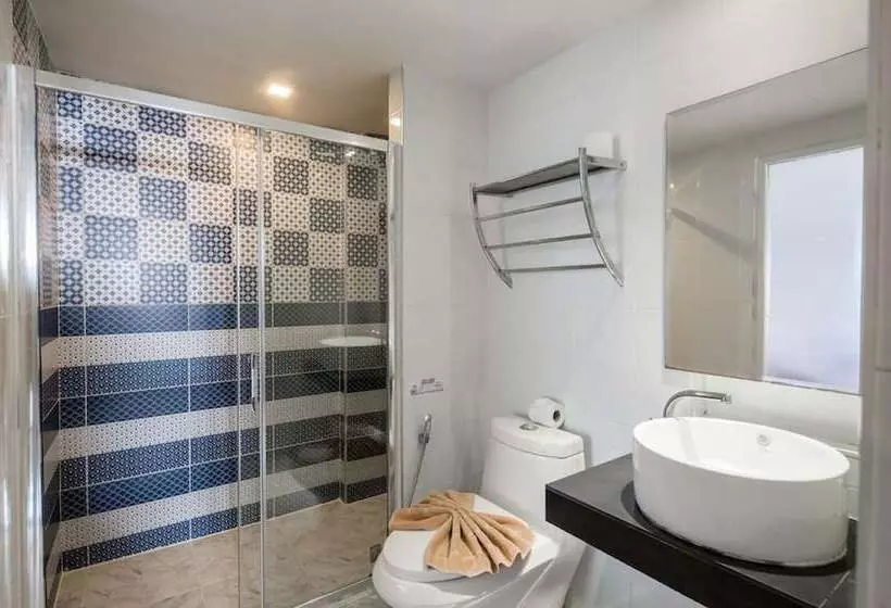 Fotos del hotel Patong Buri Resort:  23