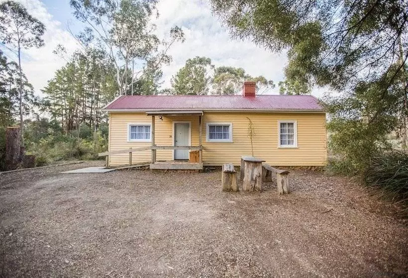 Fotos del hotel Taranna Cottages:  24