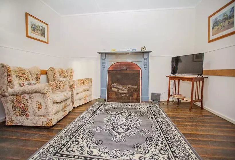 Fotos del hotel Taranna Cottages:  16