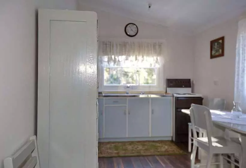 Fotos del hotel Taranna Cottages:  8