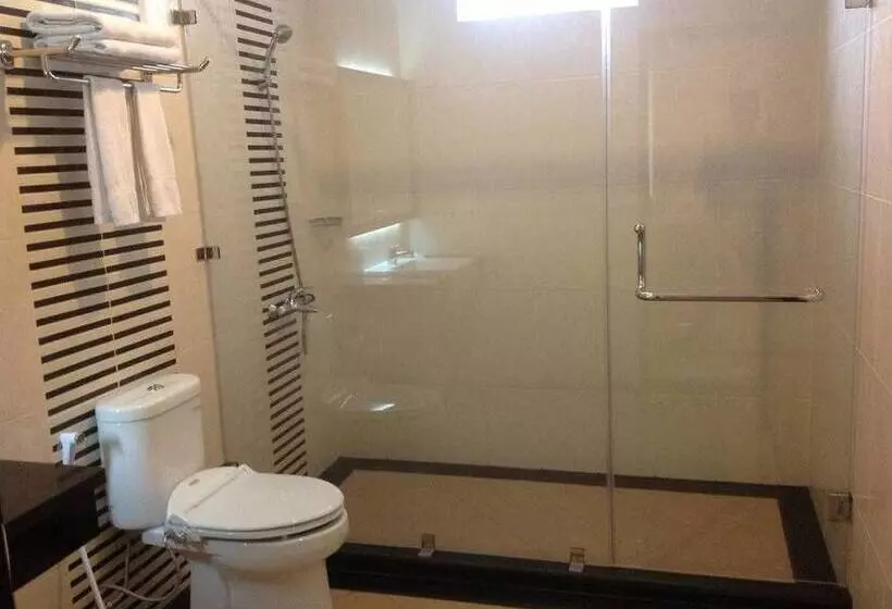 Fotos del hotel Pacific Makassar:  8