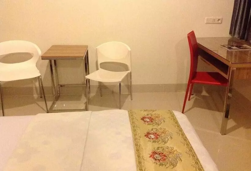 Fotos del hotel Pacific Makassar:  20