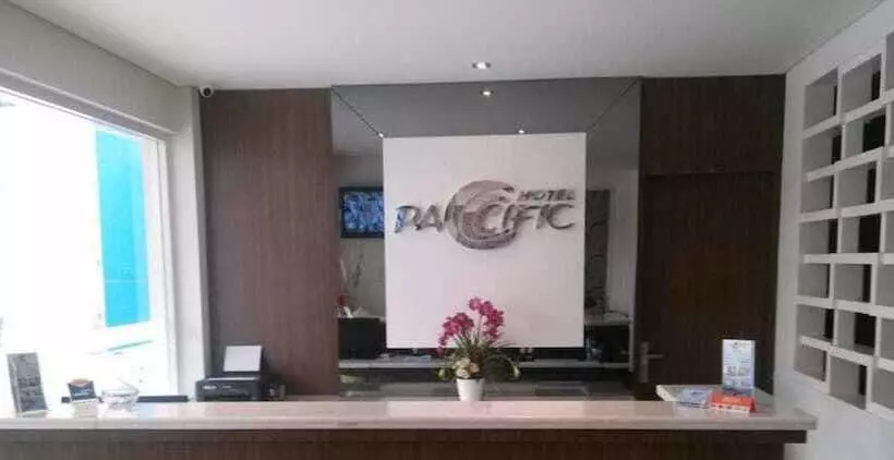Fotos del hotel Pacific Makassar:  3