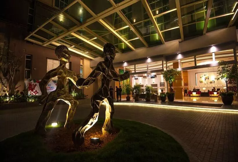 Fotos del hotel The Waterfront Hotel Kuching:  23