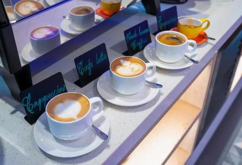 Fotos del hotel The Waterfront Hotel Kuching:  21