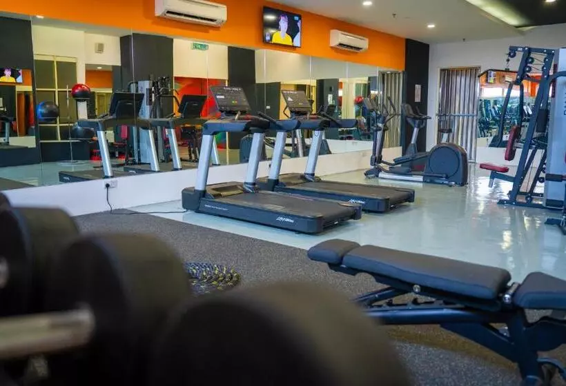 Fotos del hotel The Waterfront Hotel Kuching:  4