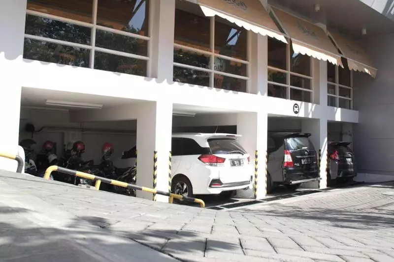 Fotos del hotel Cleo Business Hotel Walikota Mustajab City Center:  4