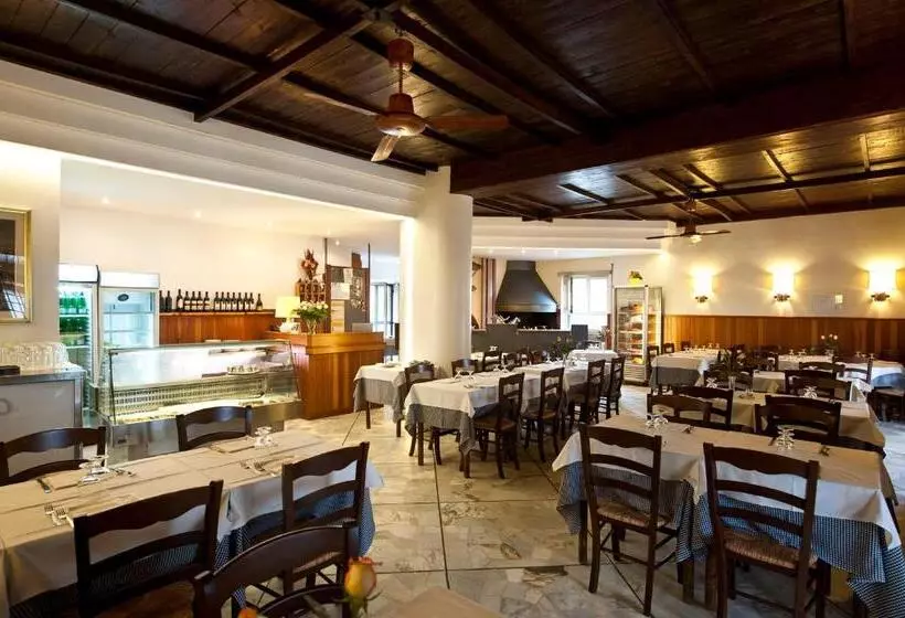 Fotos del hotel 4 Pini:  22