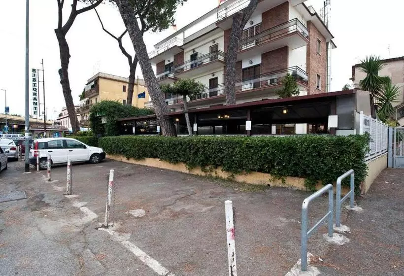 Fotos del hotel 4 Pini:  8