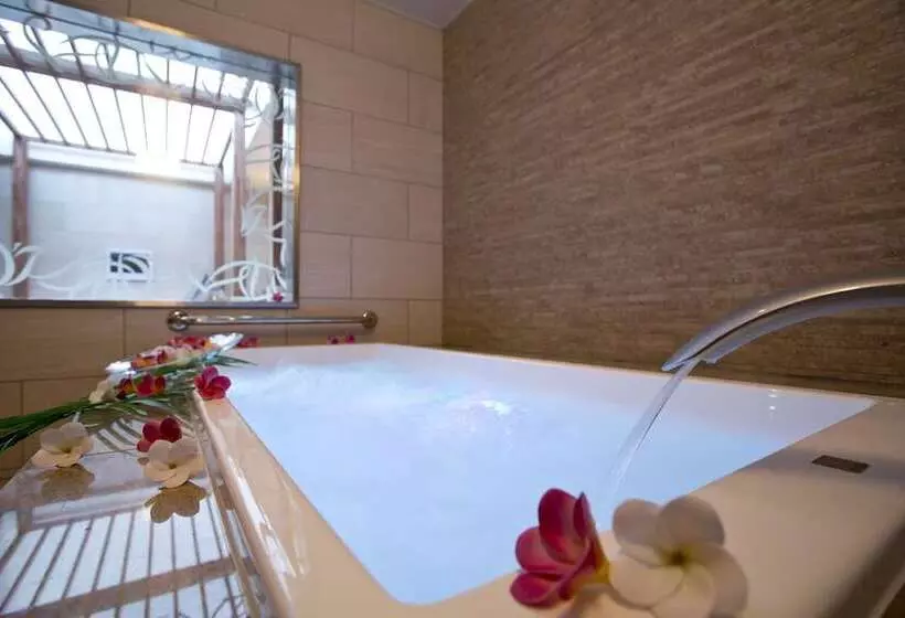 Fotos del hotel And Spa Lotus Modern – Adults Only:  3