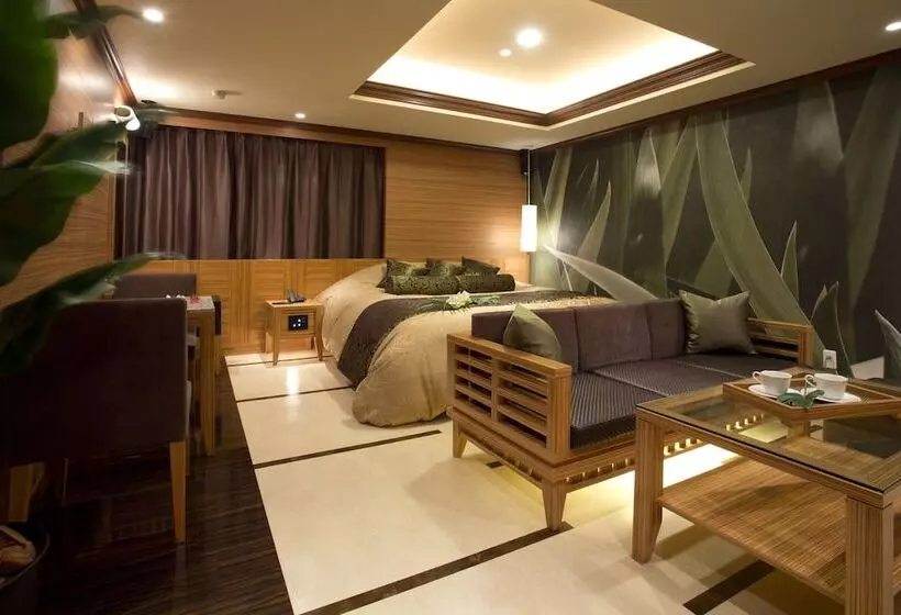 Fotos del hotel And Spa Lotus Modern – Adults Only:  16