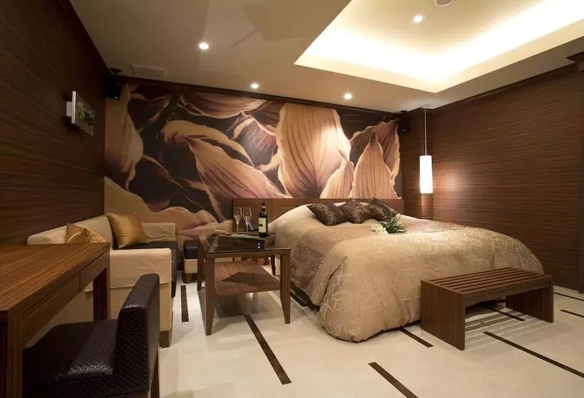 Fotos del hotel And Spa Lotus Modern – Adults Only:  2