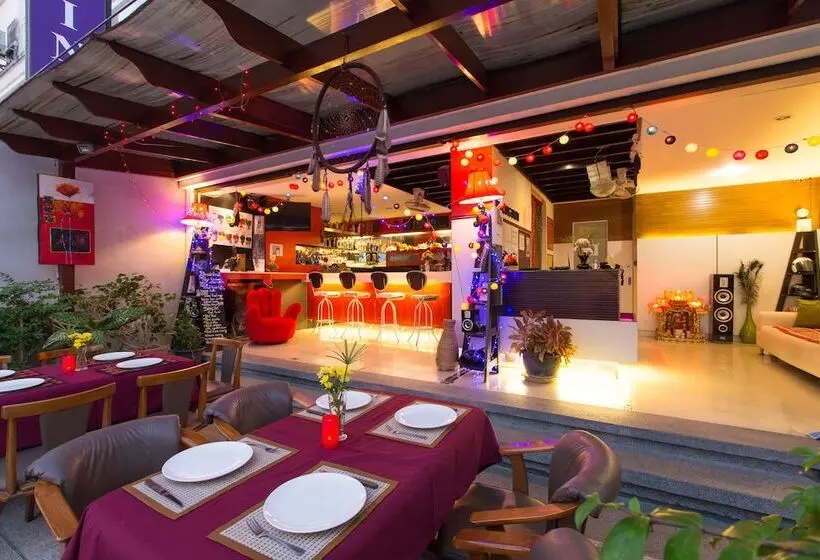 Fotos del hotel Patong Buri:  4