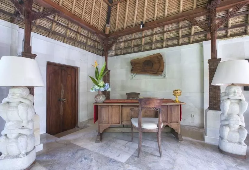 Fotos del hotel Royal Villa Jepun:  6