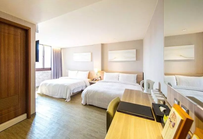 Fotos del hotel Smile 73:  18