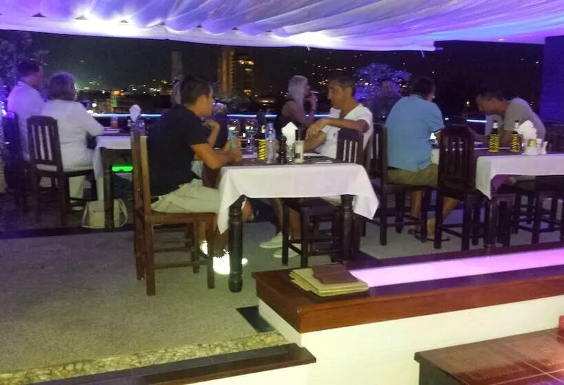 Fotos del hotel Swiss Villas Panoramic:  10