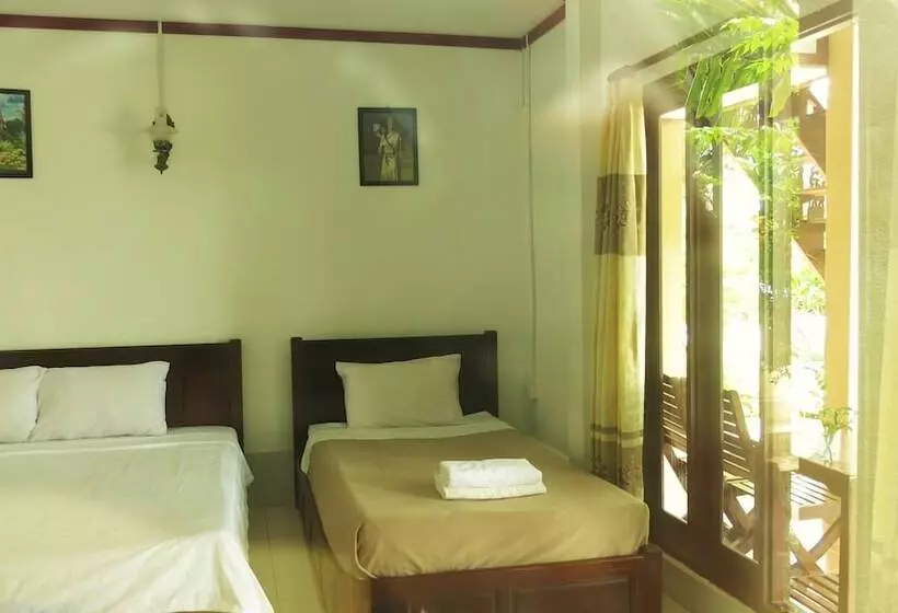 Fotos del hotel Vang Vieng Sunrise View Resort:  11