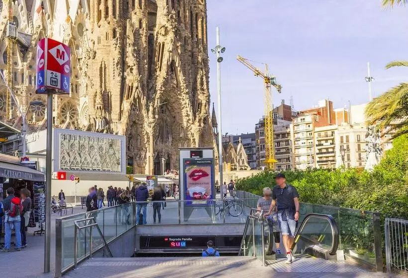 Fotos del hotel Boutique Hostemplo Sagrada Familia:  6