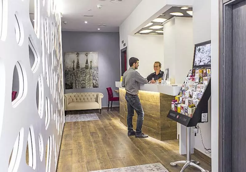 Fotos del hotel Boutique Hostemplo Sagrada Familia:  2