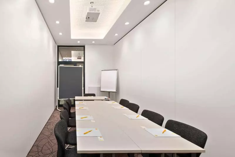 Fotos del hotel Super 8 By Wyndham Munich City North:  5