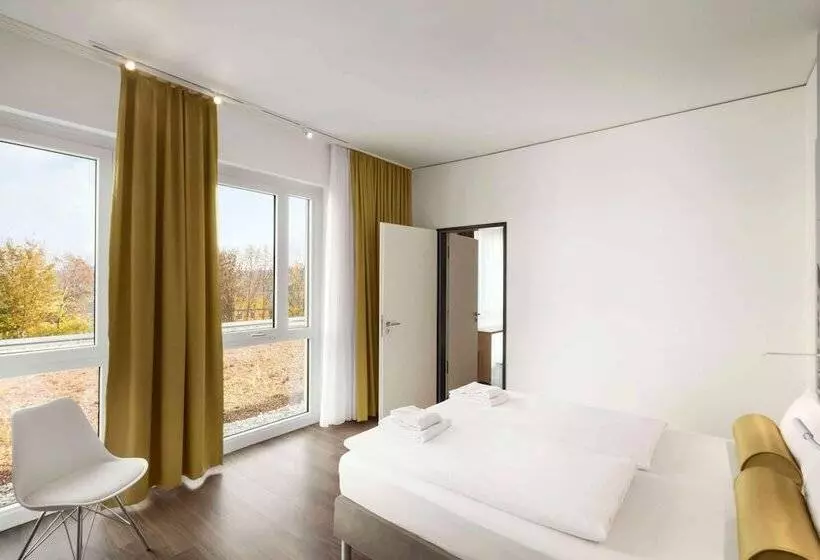 Fotos del hotel Super 8 By Wyndham Munich City North:  17