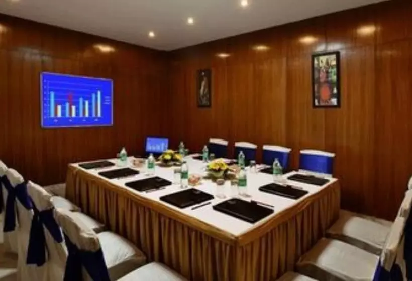 Fotos del hotel Kastor International:  4