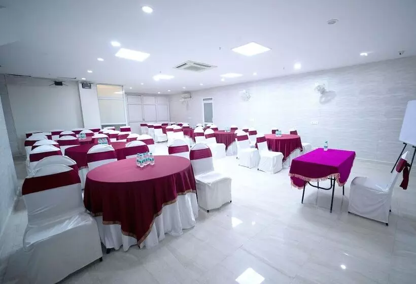 Fotos del hotel Kastor International:  15