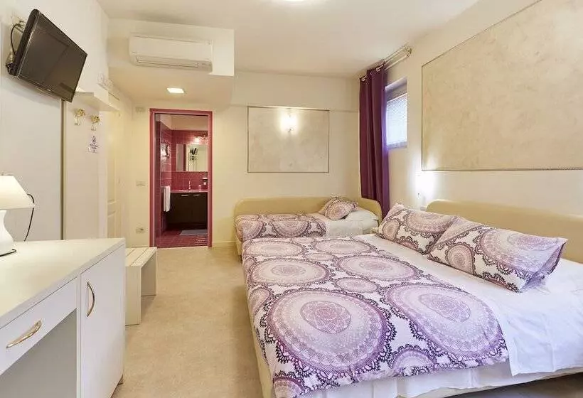 Fotos del hotel Villa Lilla:  21