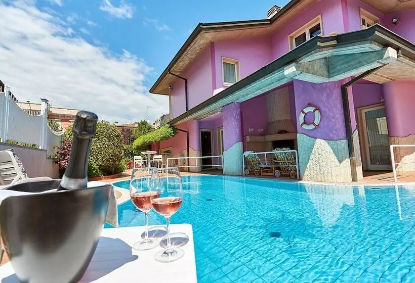Fotos del hotel Villa Lilla:  4
