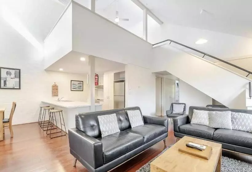 Mariner Bay Apartments
