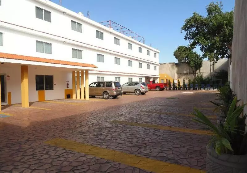 Las Dalias Inn