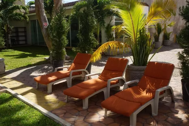 Fotos del hotel Las Dalias Inn:  13