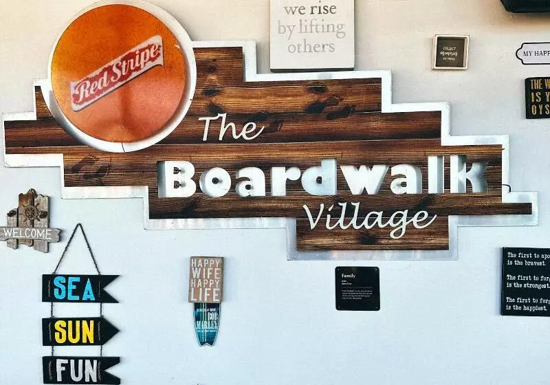 Fotos del hotel The Boardwalk Village:  14